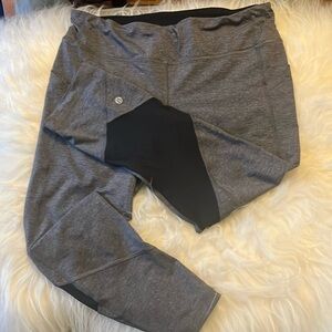 Lulu lemon capri leggings sz10 side pockets drawstring waist